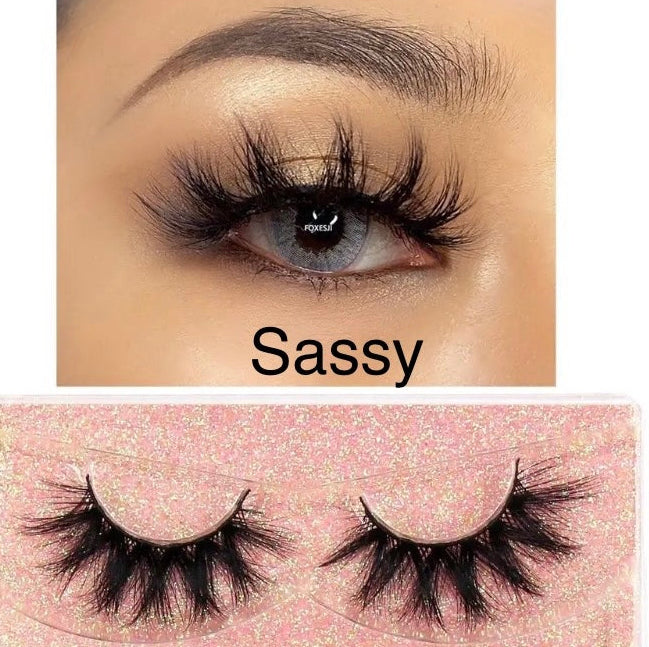 Lively Lashes Sassy